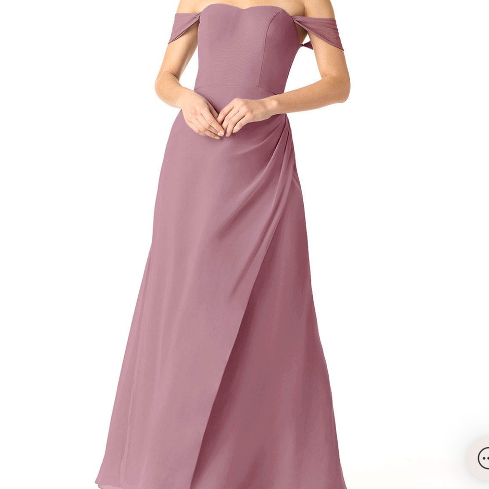 New with tags Azzazie dress (Vintage Mauve)